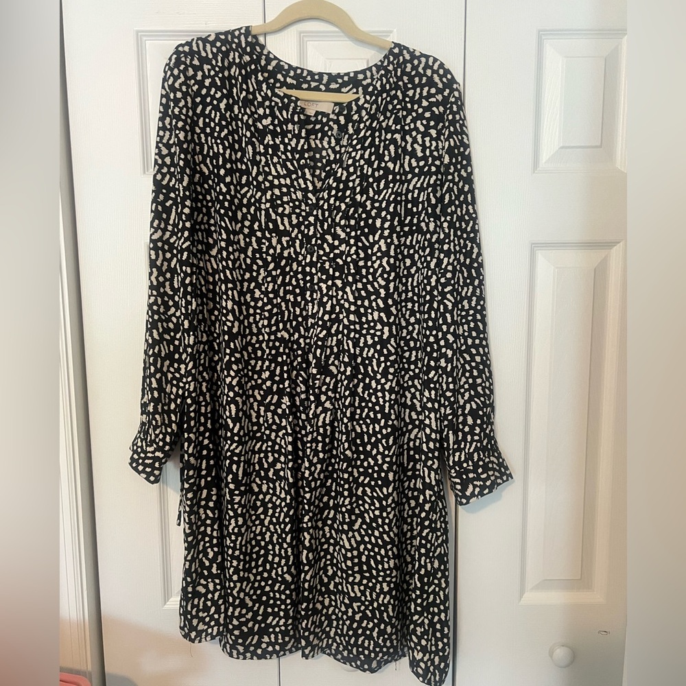 LOFT Black and White Long Sleeve Dress, Tie Waist, Size Large